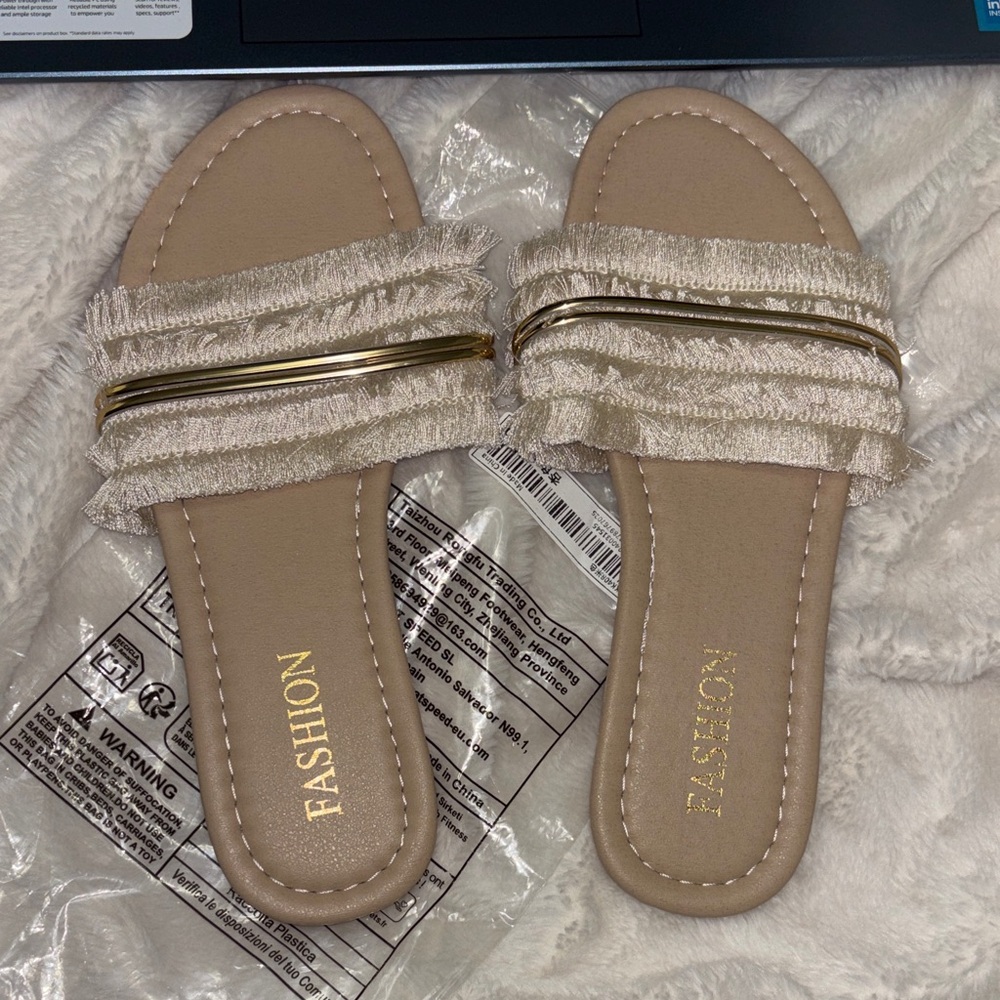 SHEIN Beige Fringe Slide Sandals with Gold Bar